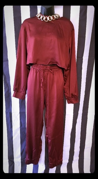 Matching Set - Picture 3 of 3